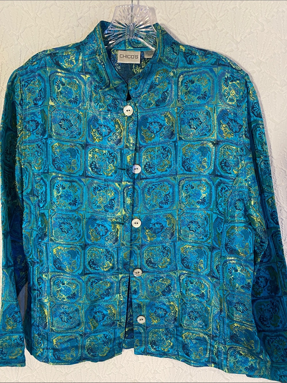 Chico's Teal and Gold Patterned Button-Front Jacket 60% silk 40% rayon dynamic